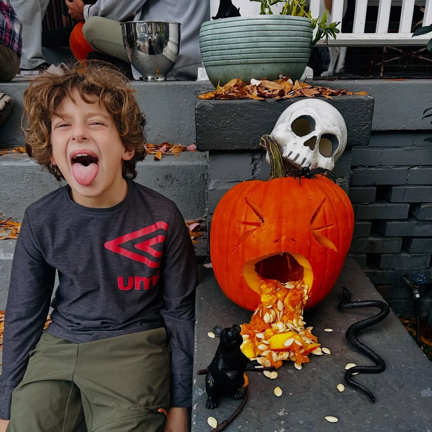 Enacting the jack-o&rsquo;-lantern and ready for Halloween night. 🎃