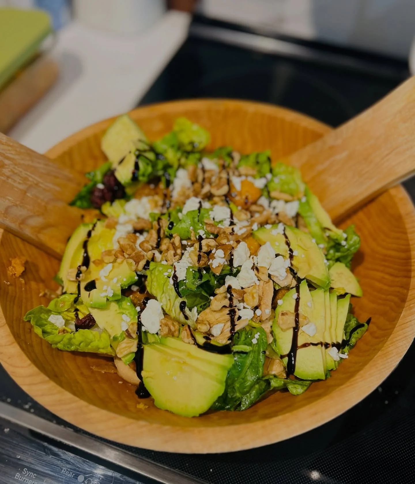 My Saturday salad made of left overs. I can feel the taste before I eat it. 🤤