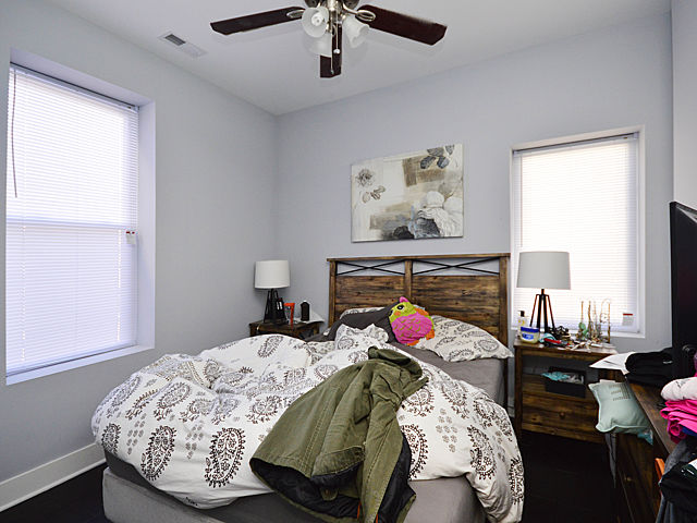 bed1.jpg