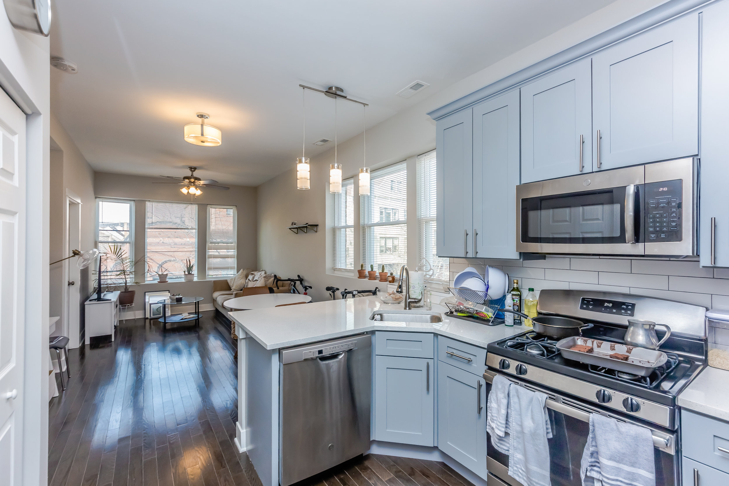 23_2kitchen2.jpg