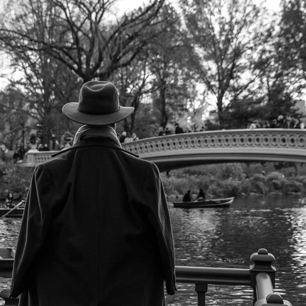 And somehow, life went on without him&hellip;
The New York Chronicles 8.8
Central Park 
New York NY USA
November 2015
⏳⌛️⏳⌛️⏳⌛️⏳⌛️⏳⌛️
New blog post read the story of Bill.
Link in bio
⏳⌛️⏳⌛️⏳⌛️⏳⌛️⏳⌛️
#creativenonfiction #creativenonfictionwriters #cr