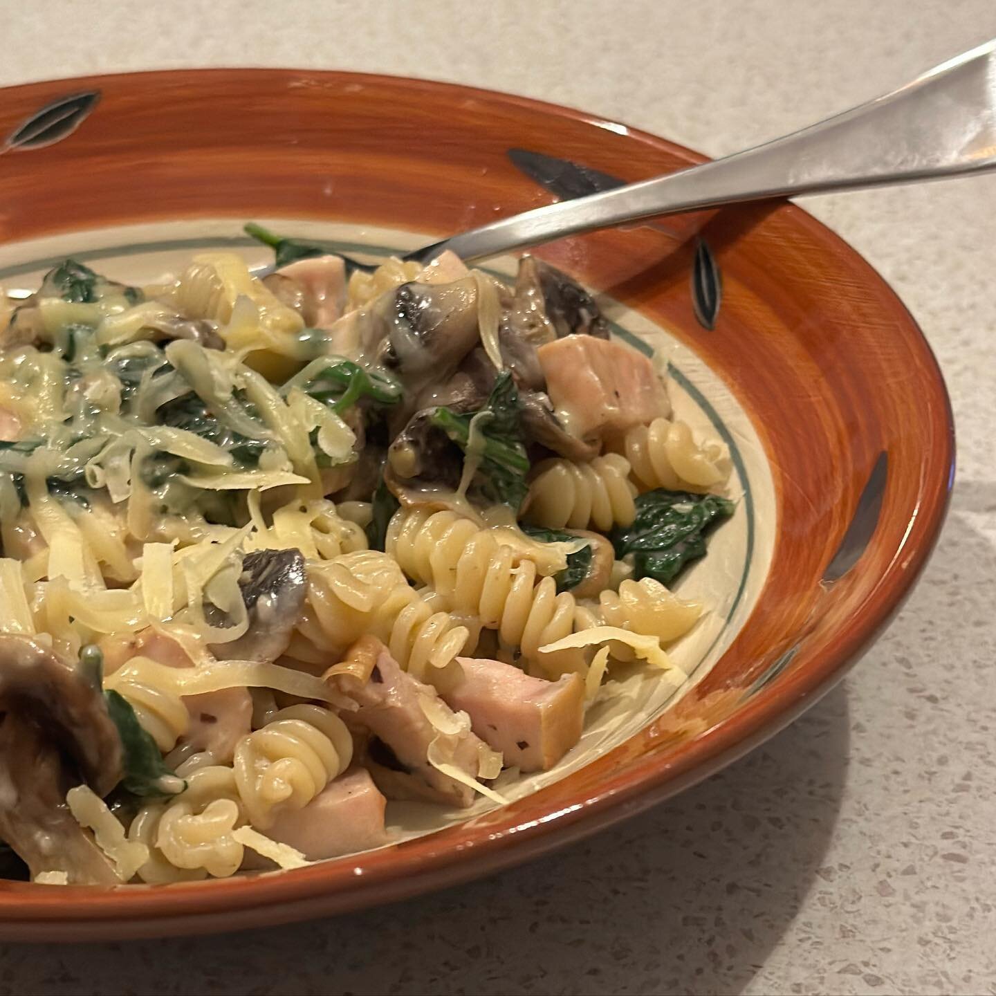 Sunday night &lsquo;fridge pasta&rsquo; &hellip;past their best mushrooms &amp; spinach saut&eacute;ed with garlic, olive oil &amp; seasoning, with leftover smoked chicken thrown in, last spoonful of sour cream whisked with a little milk &amp; Parmes