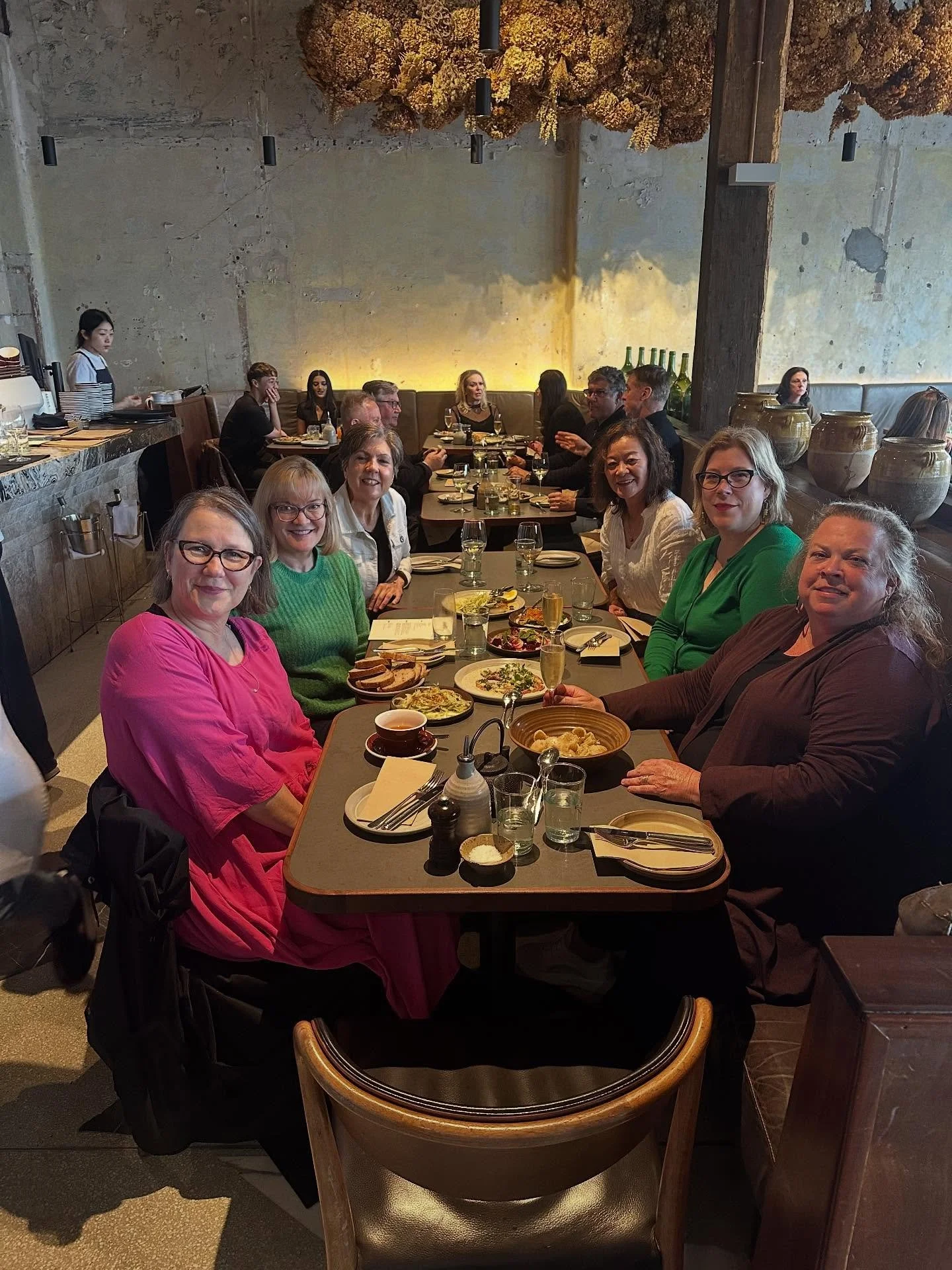 📌 Auckland 📌 A smorgasbord of dishes @amano_nz 

A long lunch with girlfriends, Amano was absolutely pumping today&hellip; judging by the array of rugby jerseys, many were heading to Eden Park for tonight&rsquo;s ABs vs Springboks game. 

We chose 