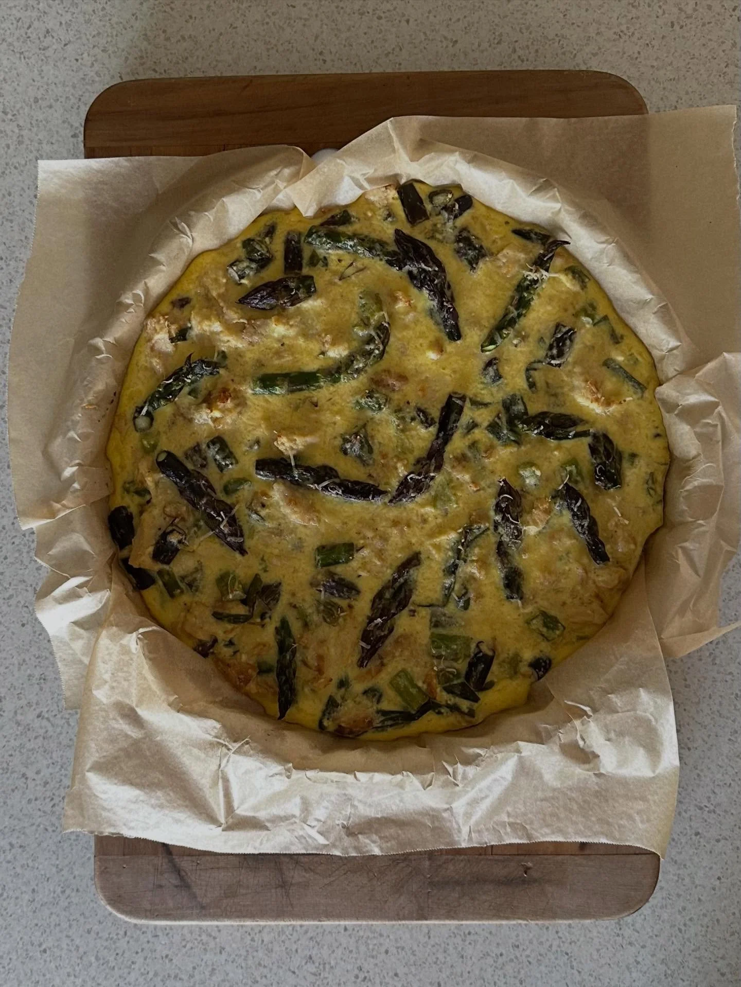 Chicken &amp; asparagus crustless quiche&hellip; homemade comfort food

Recipe online @jamieoliver 

Eggs @riverrangeeggs &amp; asparagus from @hawkesbayfarmersmarket Sundays 8:30am - 12:30pm 

#eatdrinkhawkesbay #madewithlove #foodwriter #foodblogge