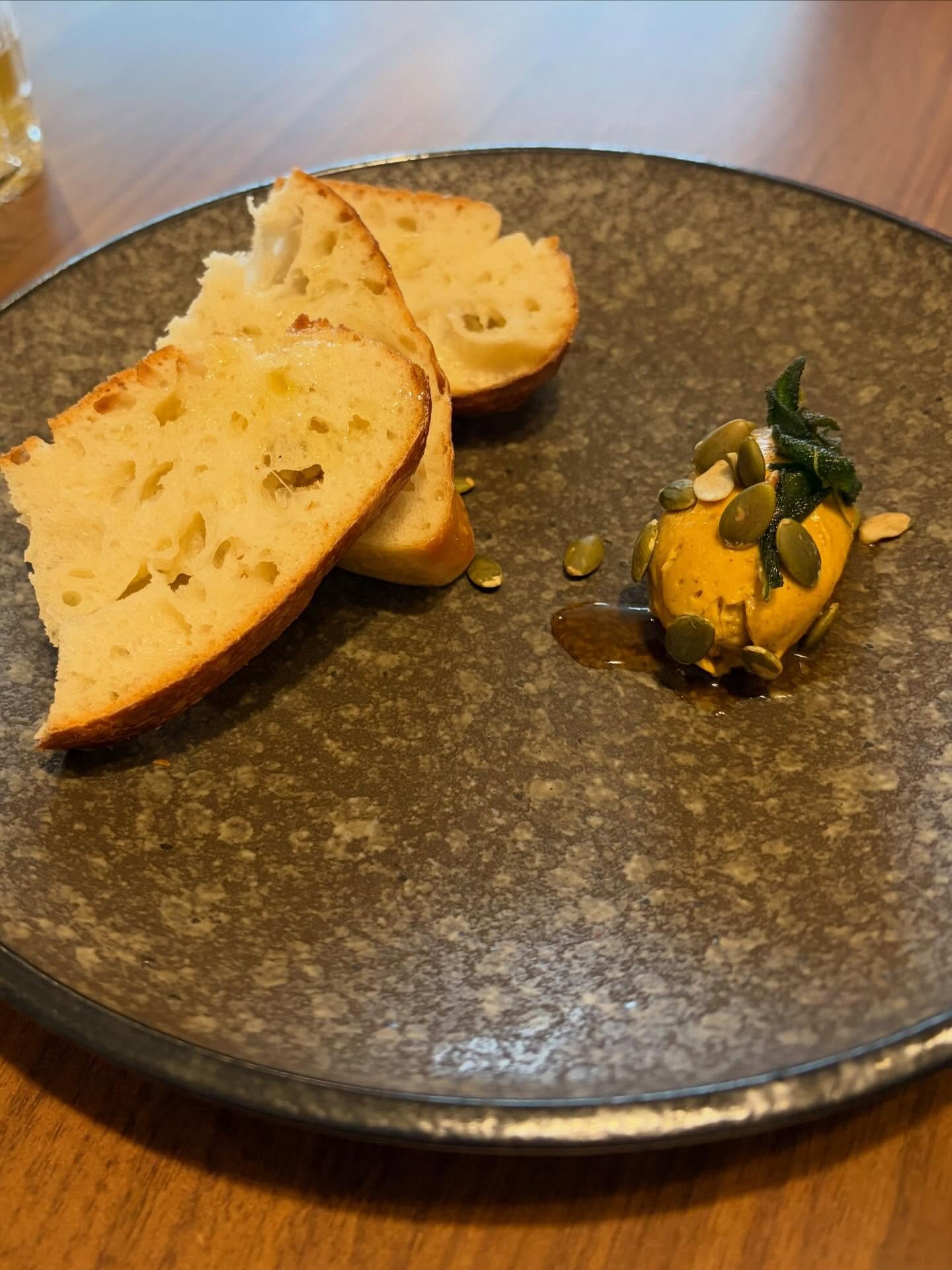 Absolutely fabulous New Years Eve dinner with friends. 

From &lsquo;that&rsquo; butter to the rhubarb centred shrewsbury biscuit and everything in between 💥 such clever flavour combinations 💥 

With friendly service, relaxed vibes and lots of loca