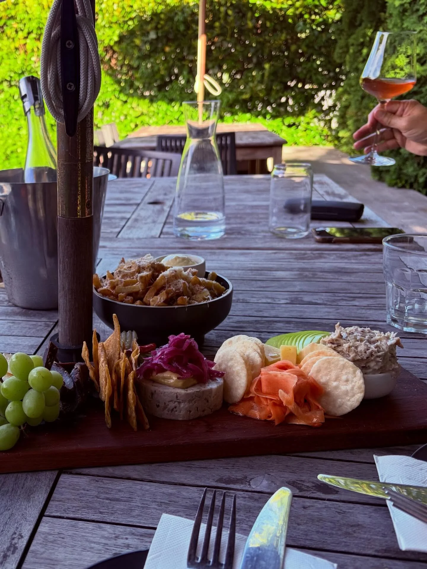 Love 🧡 me a shared platter 
🧡 the village platter
@village.vineyards is in my hood 👌 

From caramelised onion 🧅 topped pork 🐷 terrine to those 👍 pickled carrots 🥕 local cheeses 🧀 @originearth_nz &amp; @hohepahawkesbay to smoked fish 🐠 and @h