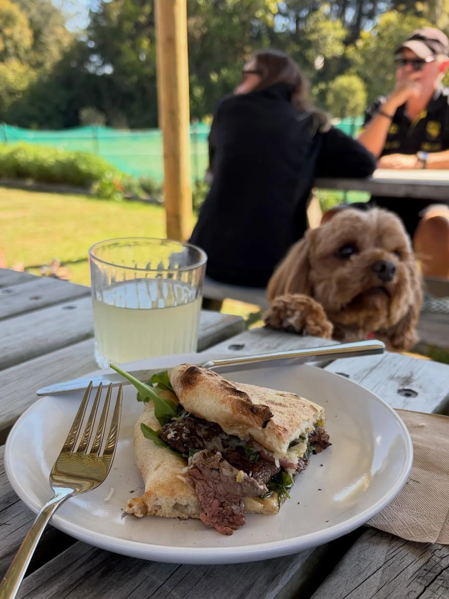 Pizza in a paddock 🧡 

My folks shared a folded steak 🥩 sandwich 🥪 @maraetotarapizzagarden 

Simply salt, fire &amp; a hot skillet&hellip; juicy &amp; tender sliced Patangata Station, Hawke&rsquo;s Bay beef 🥩 from @waipawabutchery layered with ro