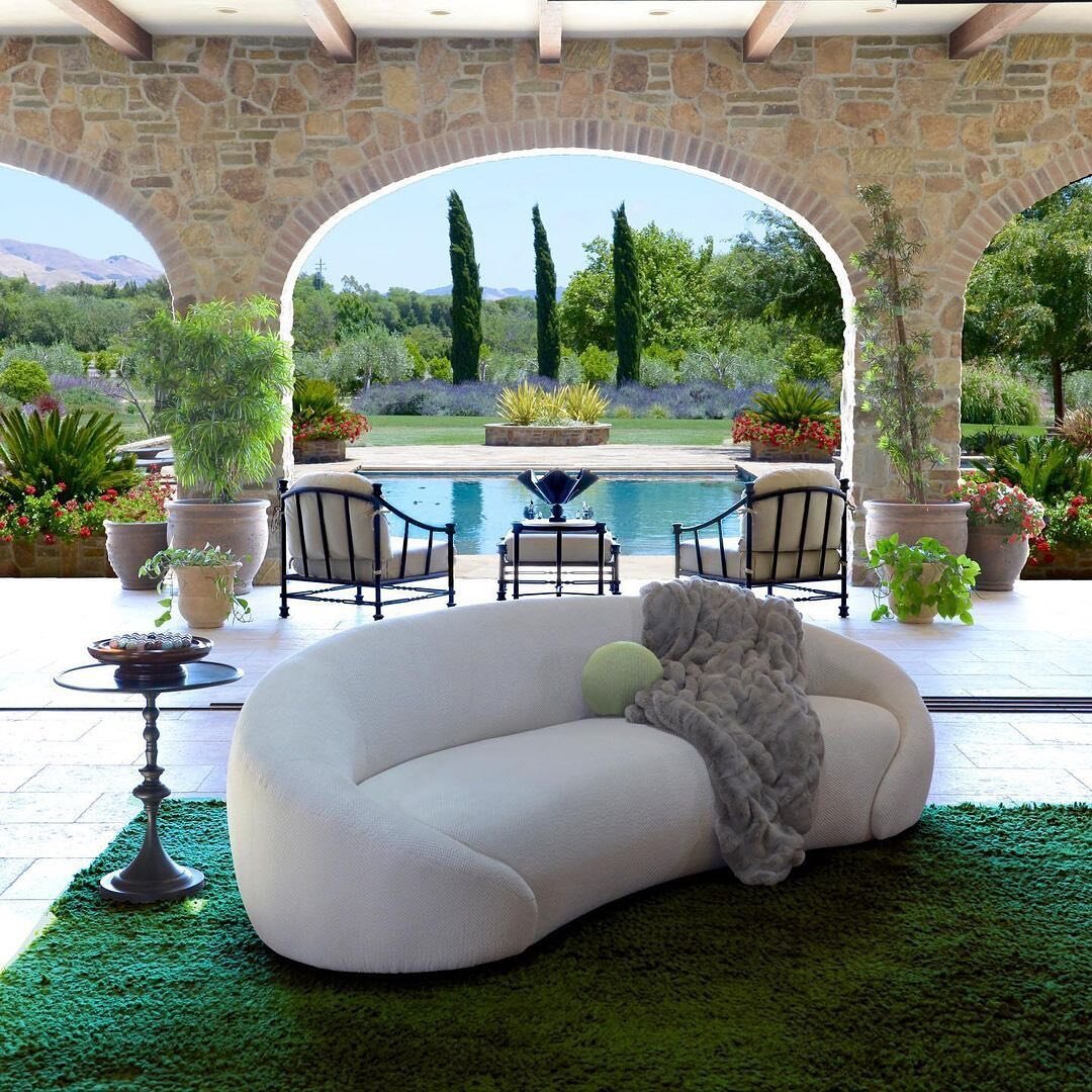 Just back in Ireland working on a new gut rehab- blowing out the back of an old Victorian row house &amp; adding a glass box extension to it. Dreaming of a summer without a beanie &amp; gloves on... let&rsquo;s go here! I&rsquo;ll bring the ros&eacut