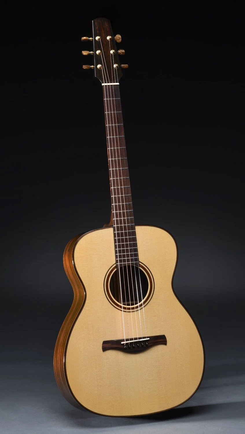 Oct 2022 - Model OO Incredible sounding guitar! — Jeff Traugott