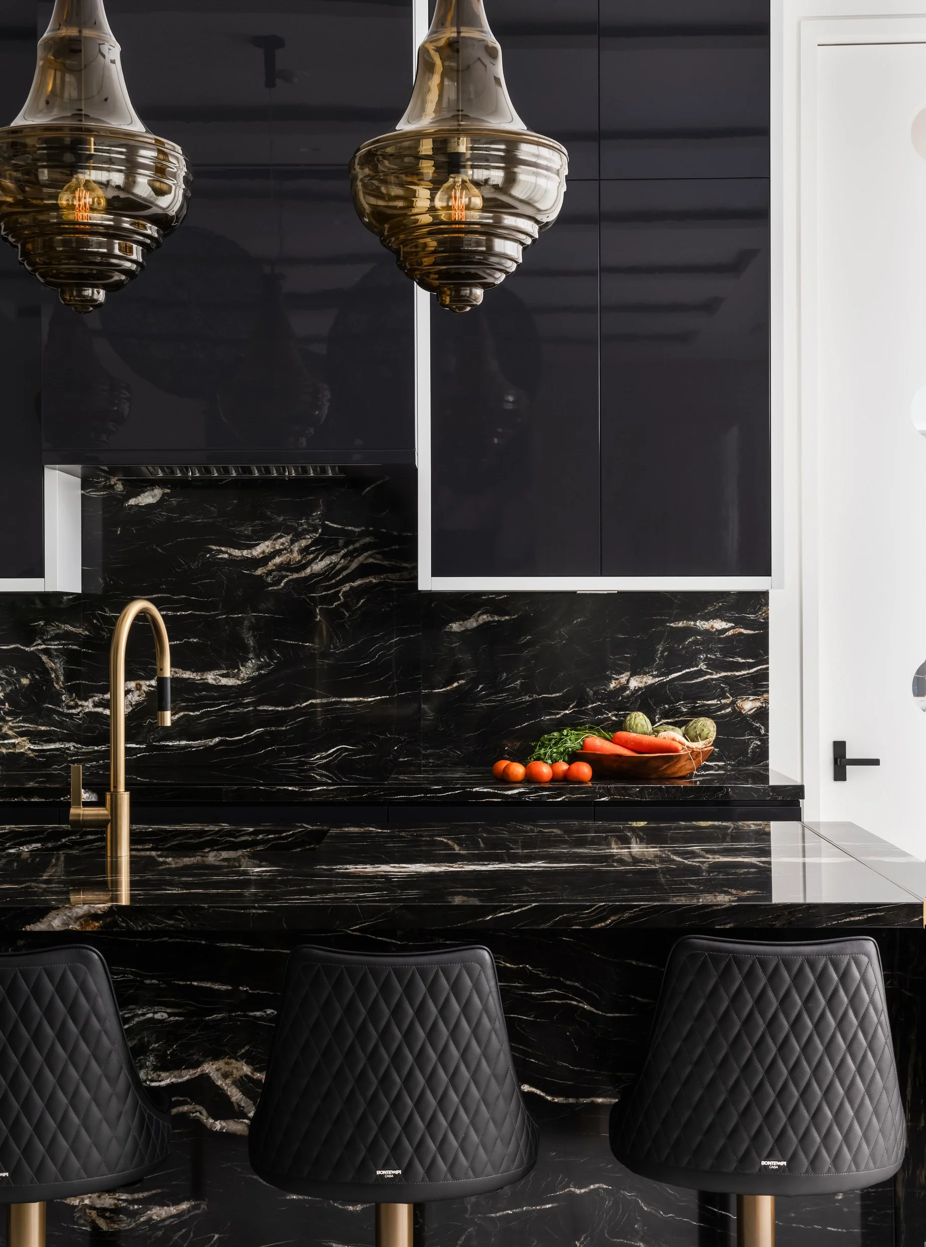 Douglas Design Studio_6 Angelbluff Crt__4617.jpg