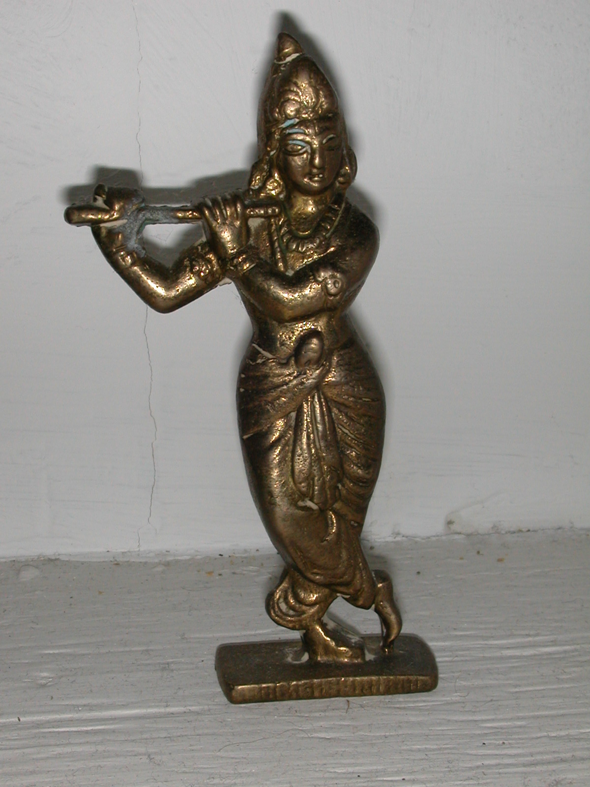 Krishna playing flute.jpg