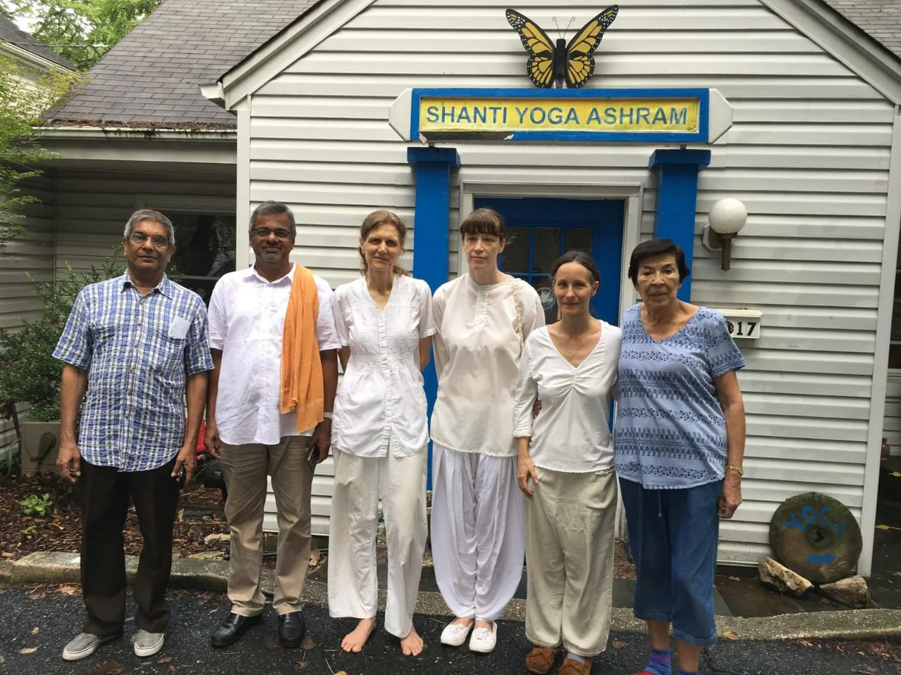 Dr. Vaidyan Group Photo.jpg