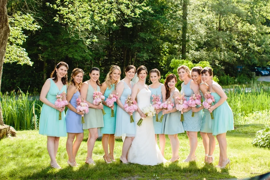 Beautiful and stylish Pierce House Wedding in Lincoln, MA New england photographer Mikhail Glabets (57)