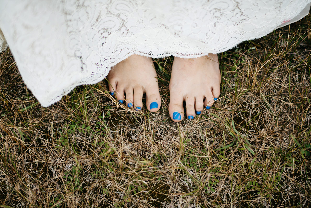 barefoot at your wedding bohemian wedding inspiration