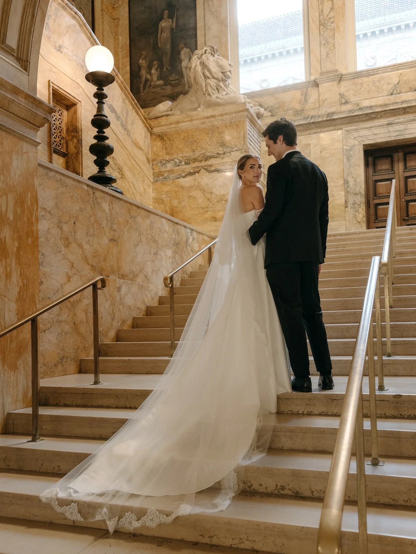 More Annie &amp; Sam 

Planning &amp; design by @anintimateevent