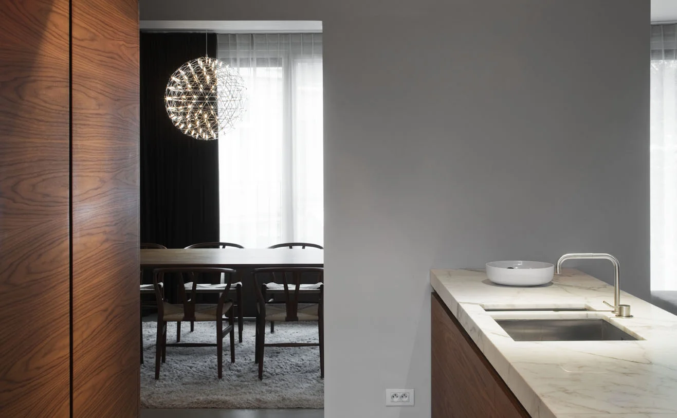 egg-Apen27 cut02.jpg