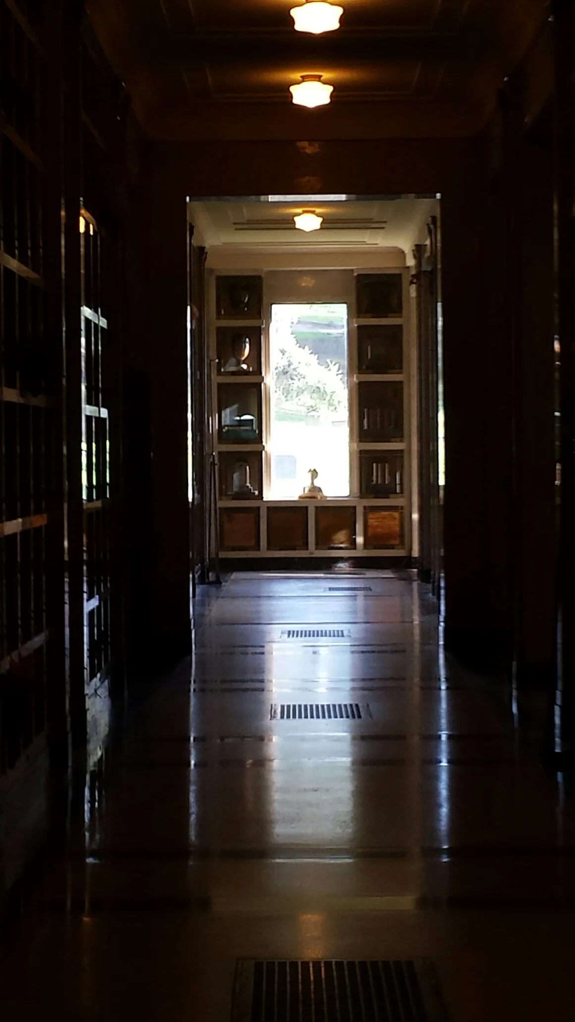 more from the tombs at Mountain View