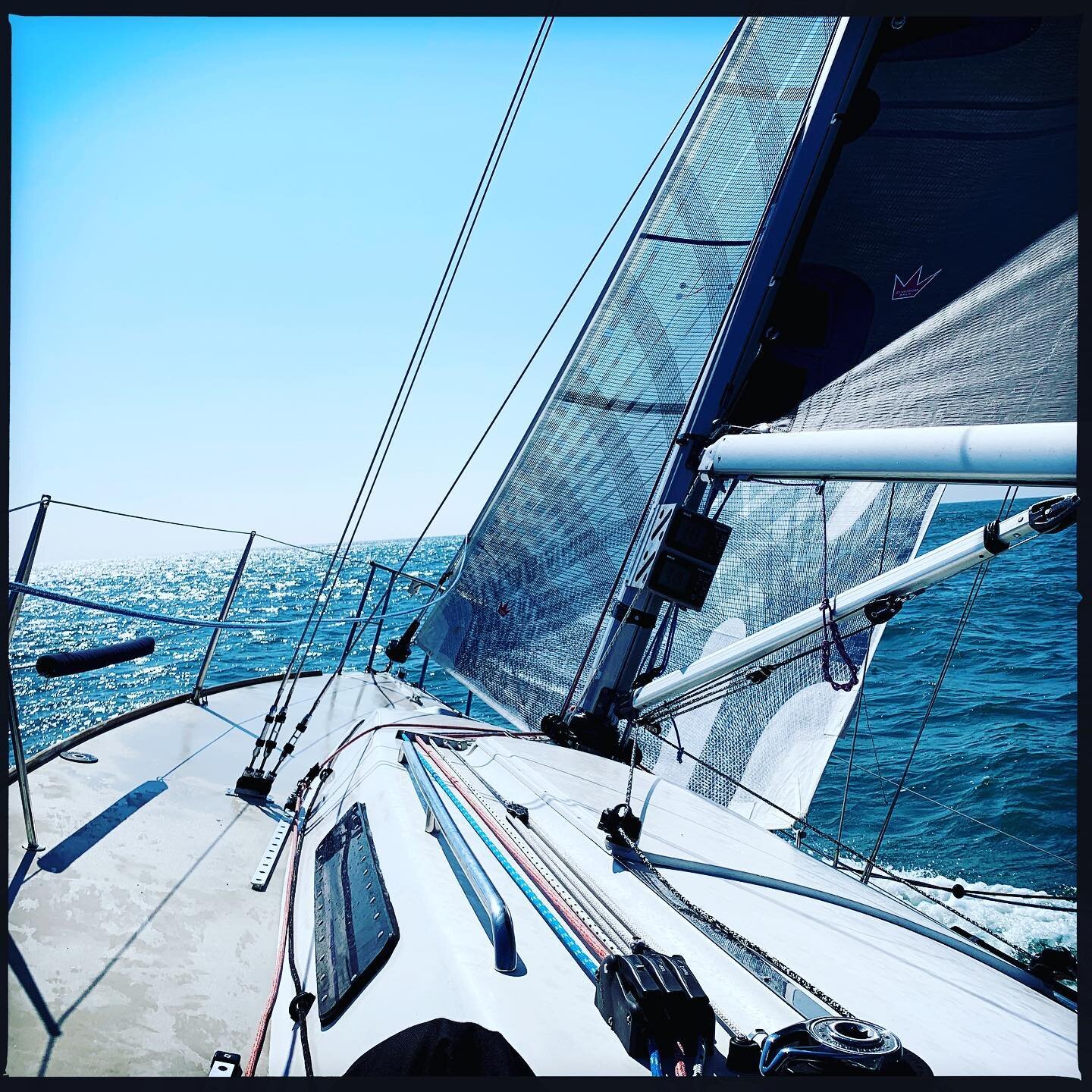 Glam day for a sail round the IOW #j92 #essc #elvstromsails #iow