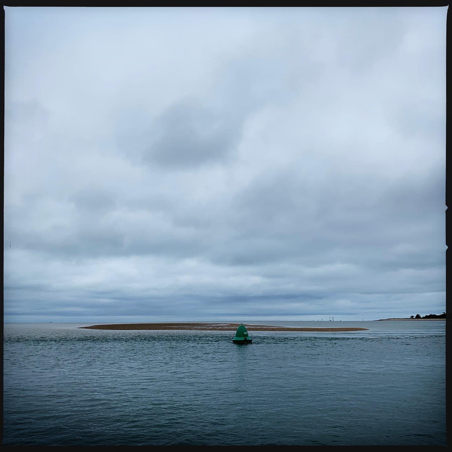 Mid summer?! #midwinnerbuoy #chichesterharbour #j92 #winnerbank