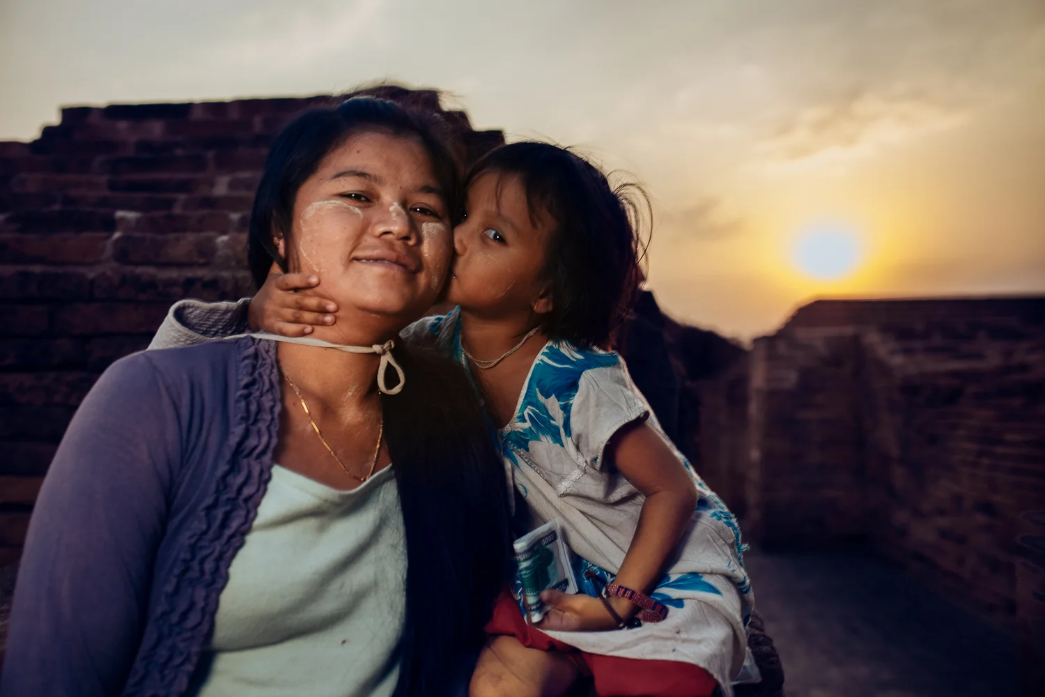 When I asked if I could take a photo of the both of them together, Magata got so excited that she grabbed her mom and planted a kiss on her cheeks. I swear this moment was not orchestrated by me. It was spontaneous. It was real.