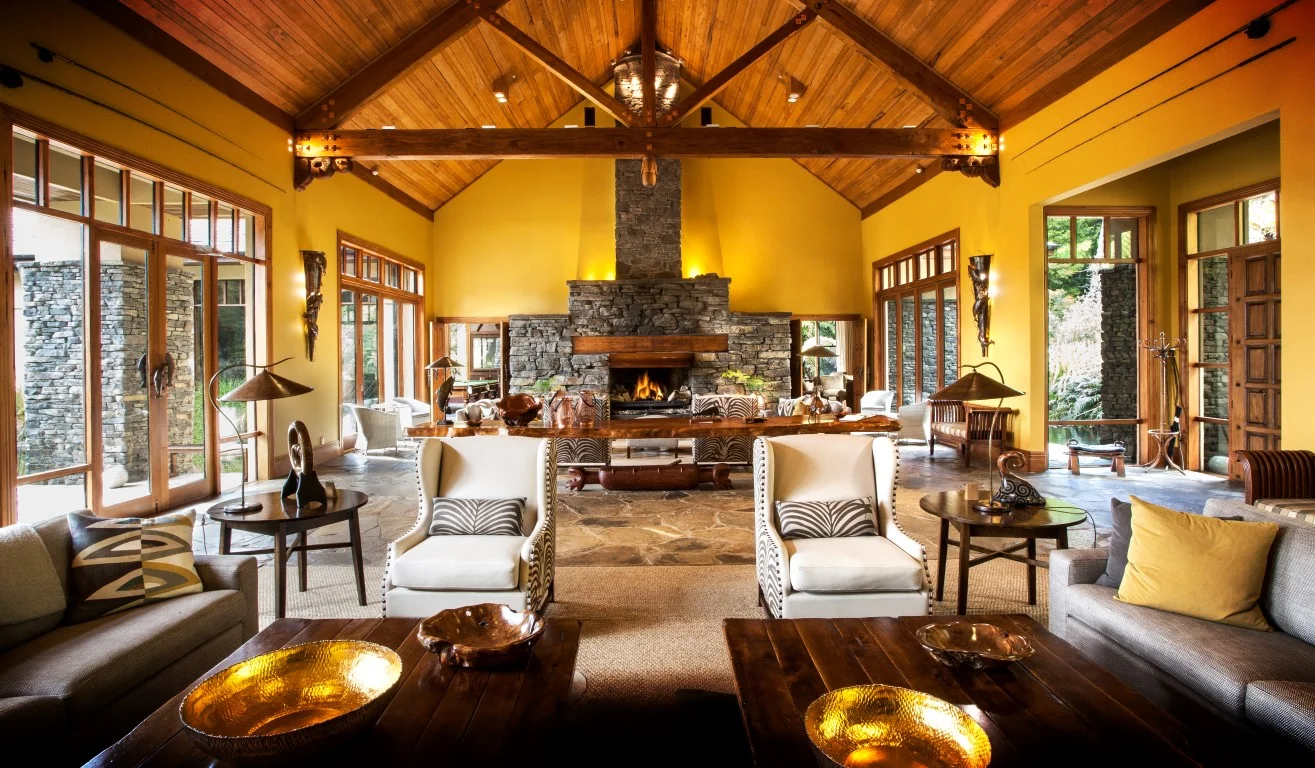 TREETOPS LODGE
