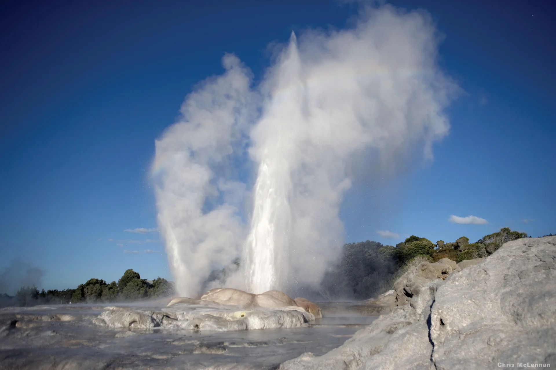 WAI-O-TAPU ROTORUA GEOTHERMAL TOUR