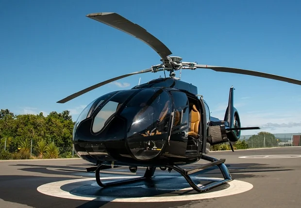 1x Eurocopter 130 B4 and 1x Eurocopter Squirrel