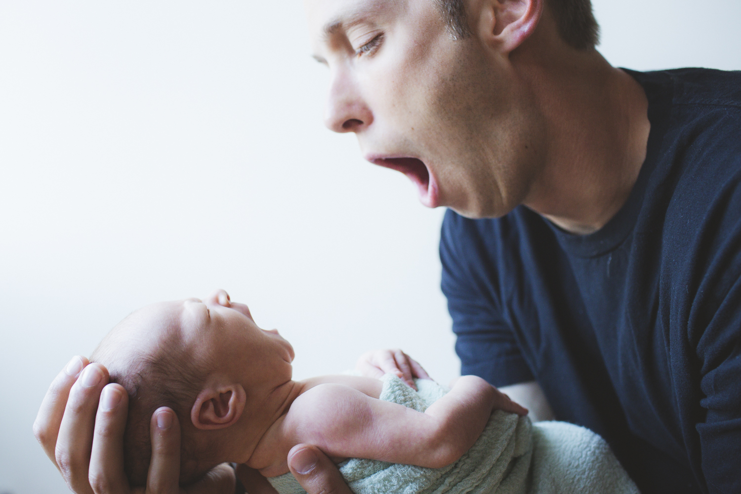 2016BrooksNewborn_11_IMG_3295.jpg