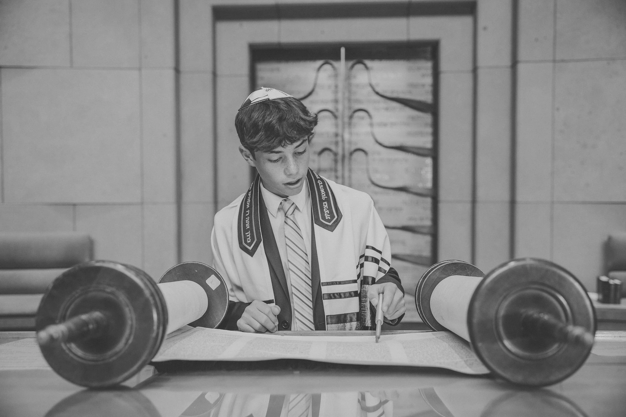 2024RyanHoffmanBarMitzvah37BWIMG_7373.jpg