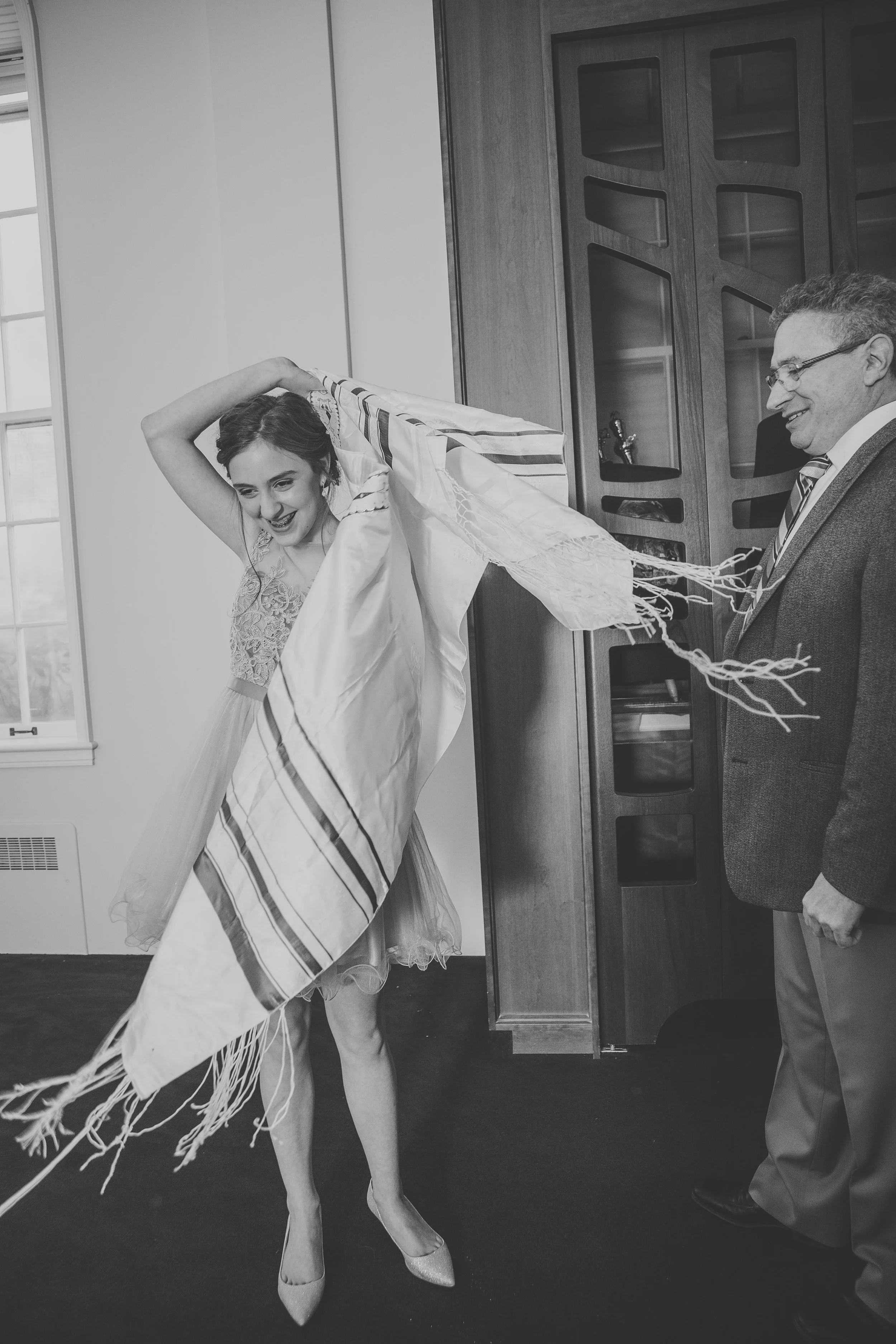 2022SophieRubinBatMitzvah18BWIMG_4559.jpg