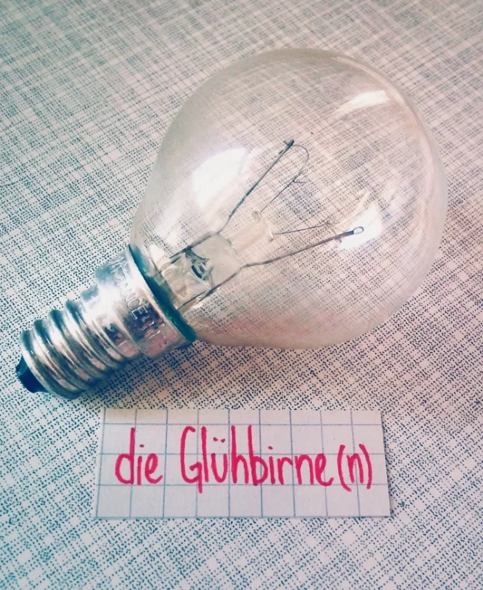 die Glühbirne