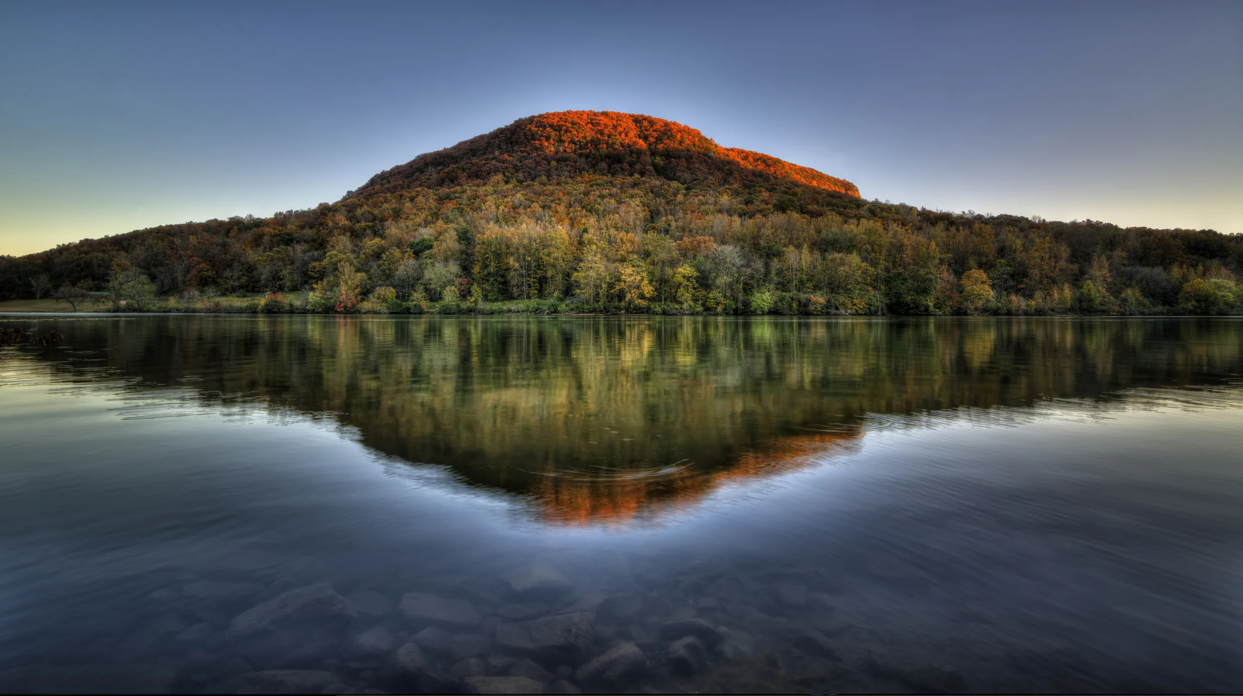 (20)14 Reasons to Love the Tennessee River Gorge