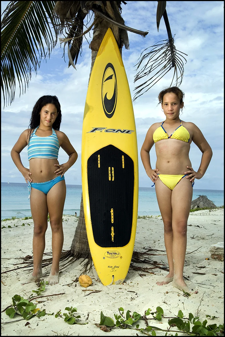 zusjes strand 3.jpg