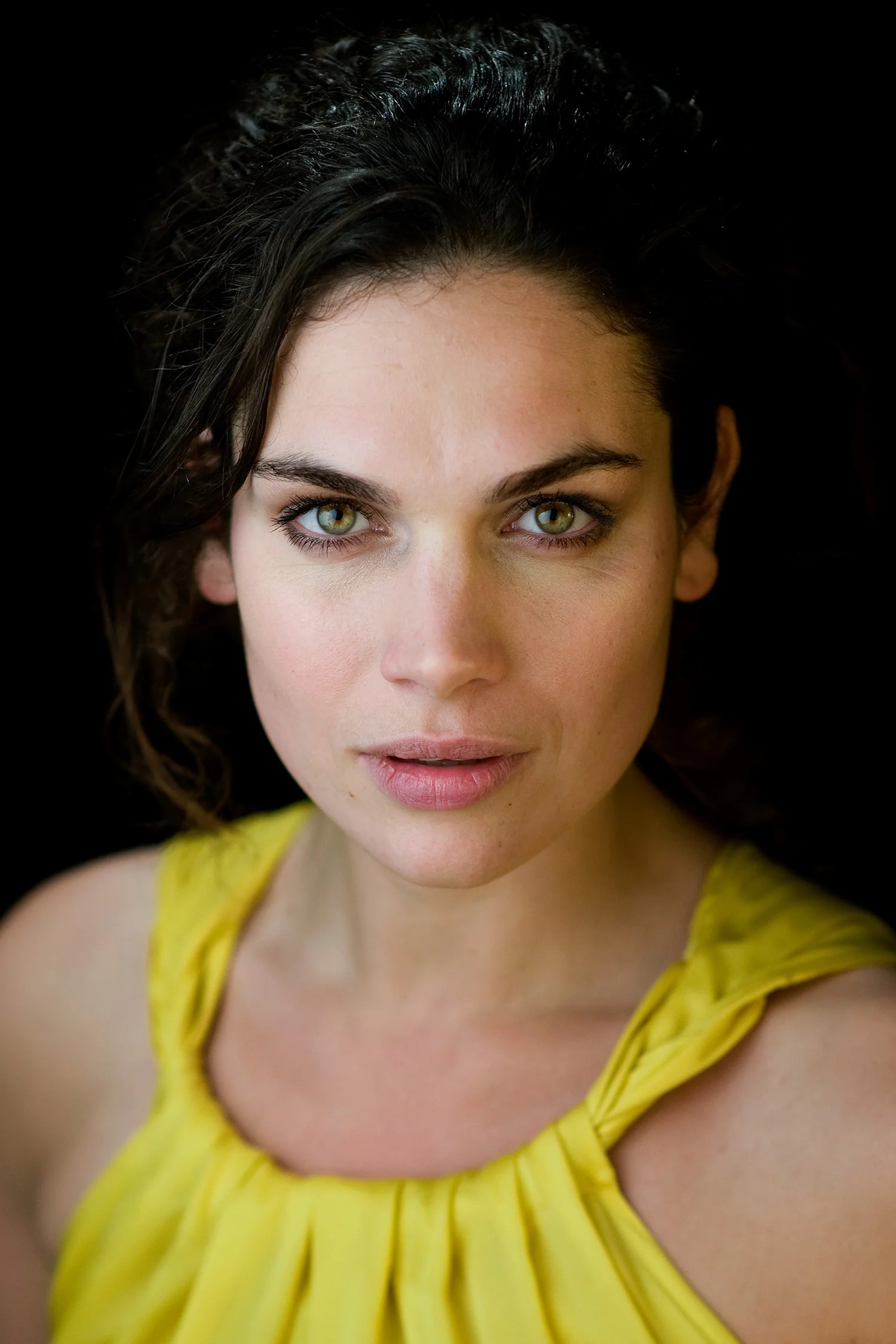 Anna Drijver.jpg