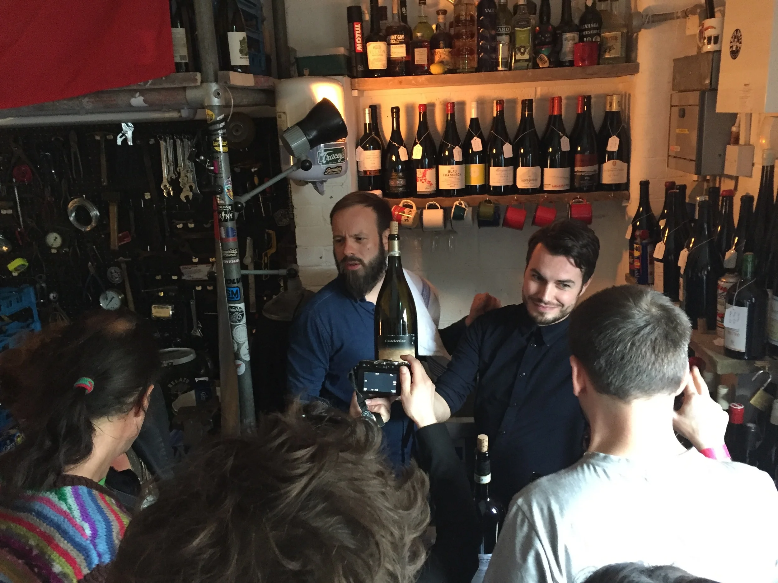 Jan Hugel of Wild Things (Berlin) & Mark Andrew of Noble Rot (London) pouring wine on Sun 15 May 2016.