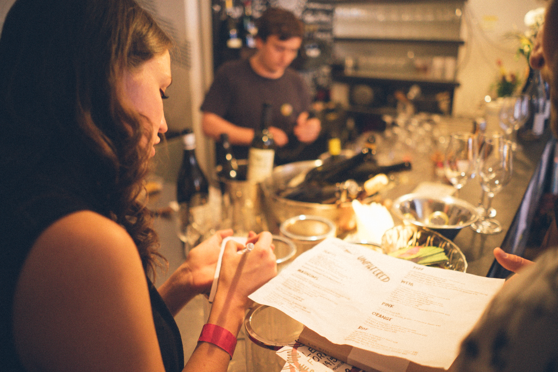 #unfilteredberlin #unfiltered #vinalupa #winepopup #wineconsultant #democraticwine #sommelier Photo credit.@bigbusinessmonkey
