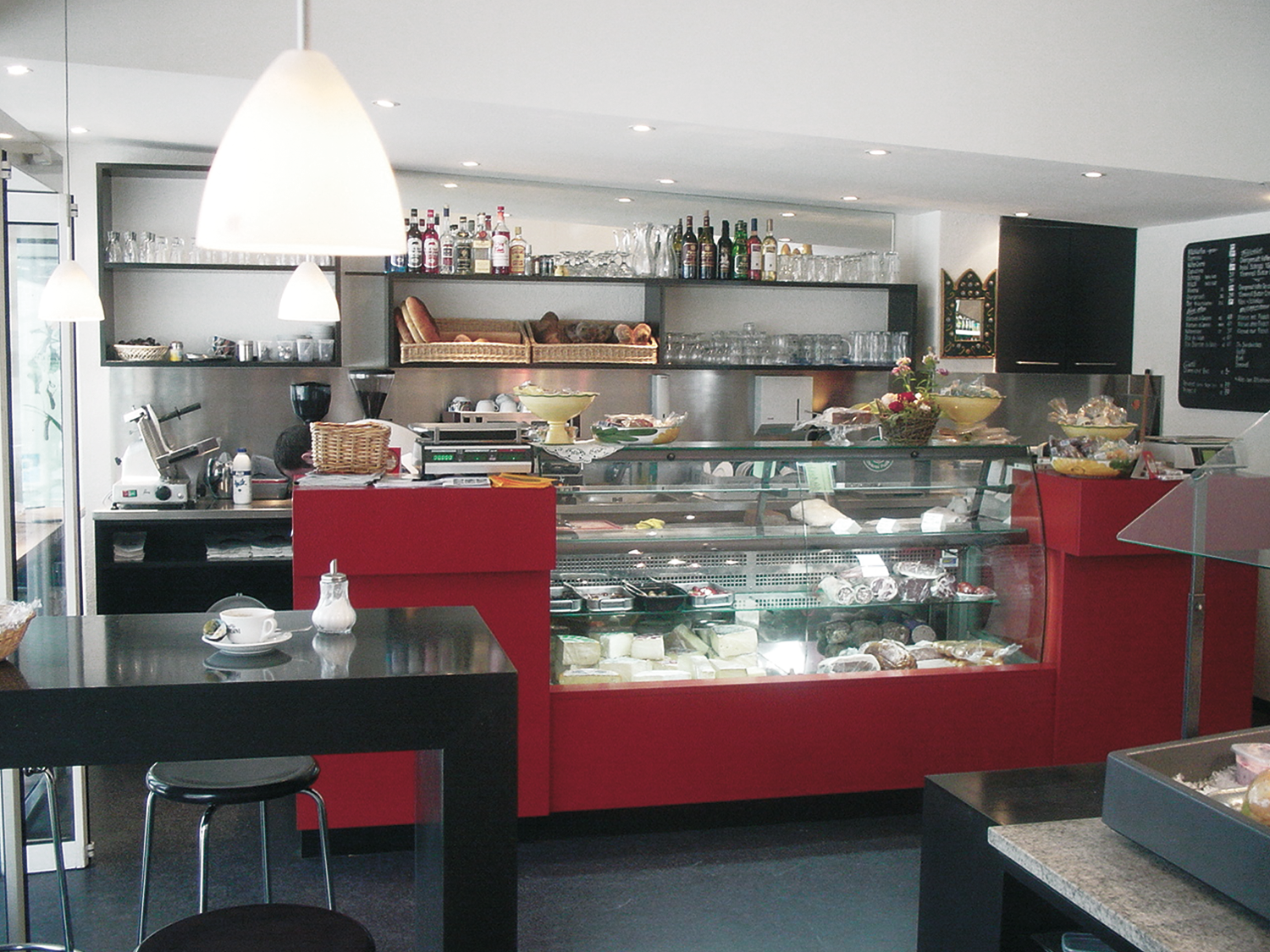 Peter-Aebi-Architekt-ETH-SIA-Schätzer-Gebäudeversicherung-Liegenschaftenschätzer-SIV-Kreis3-Wiedikon-Zürich-Umbau-Takeaway-1.png