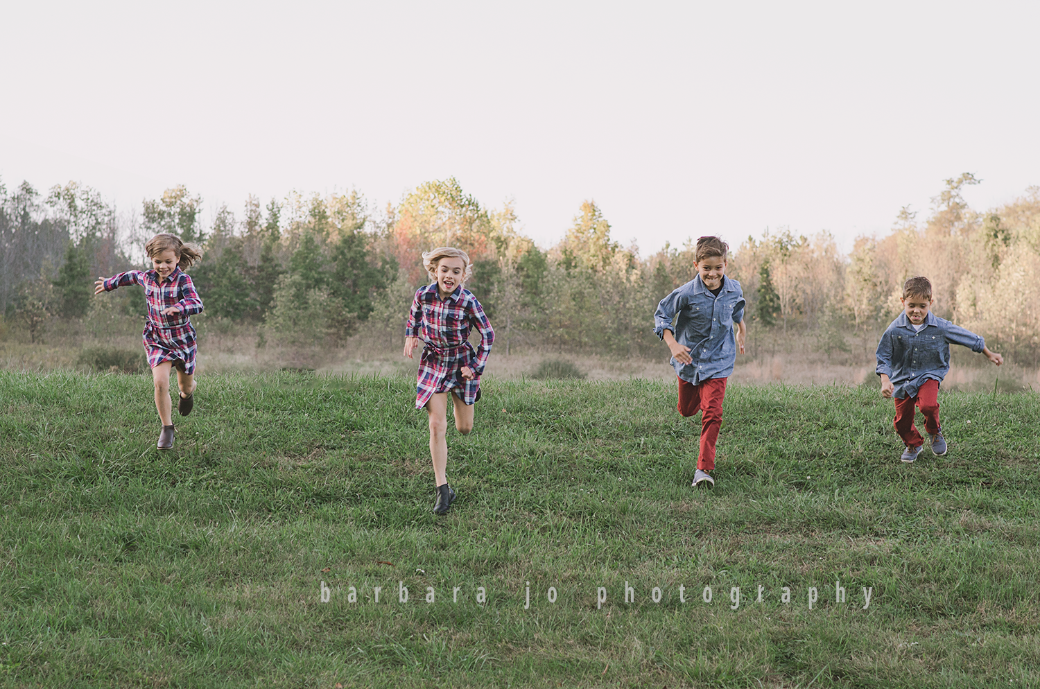 bjp-family-photographer-kids-siblings-blended-brothers-sisters-fall-mini-sessions-children-love-rachel10.png