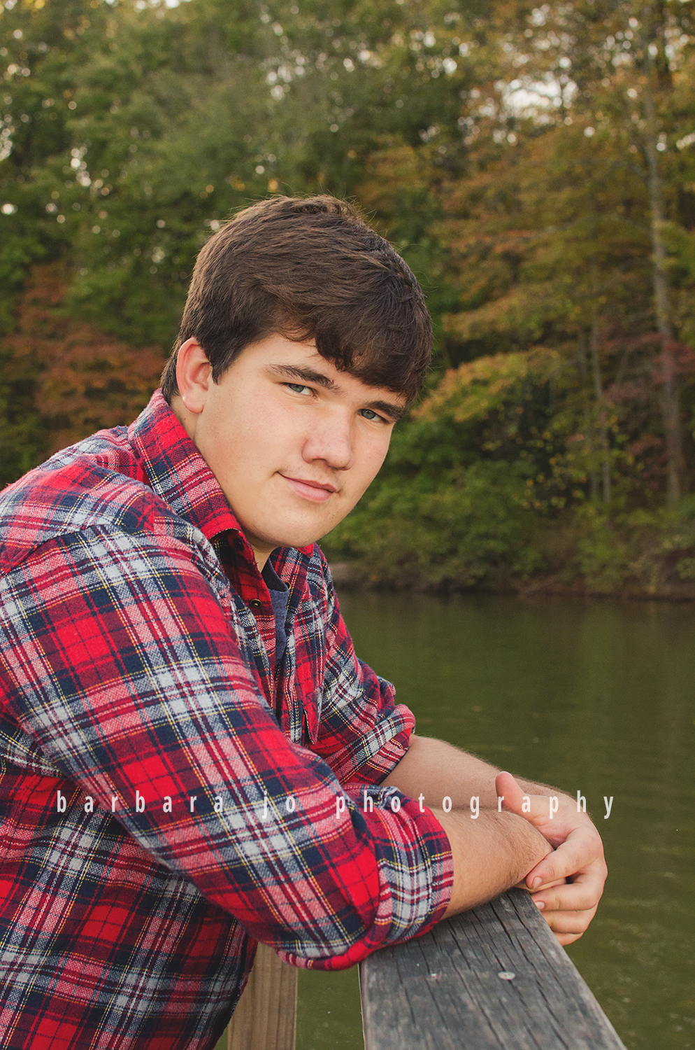 bjp-senior-photographer-outdoors-atwood-lake-water-guy-dover-ohio-new-philadelphia-jesse1.png
