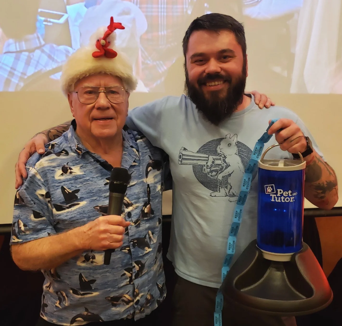 Bob Bailey & Marius Geykman after Marius won a raffle during the banquette.
