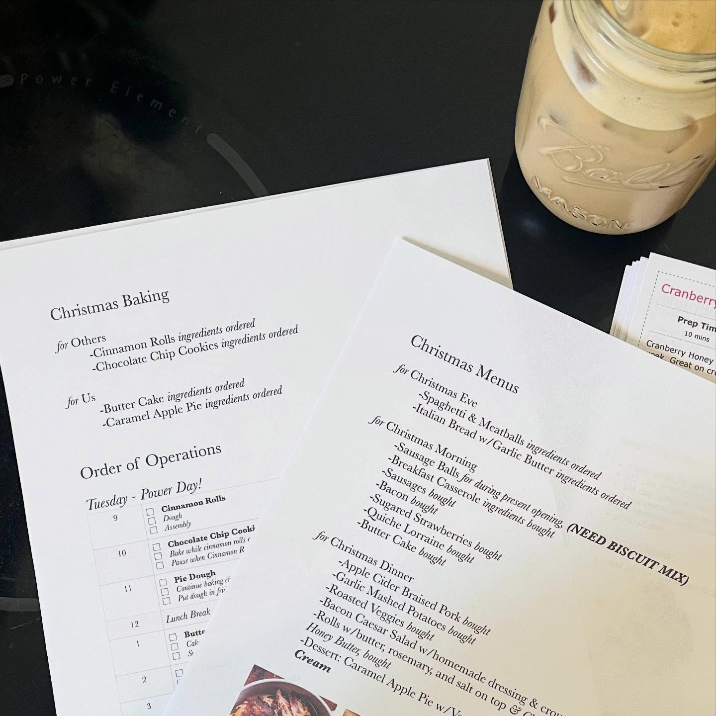 Here we go! Only 45 minutes late! 😅🎄