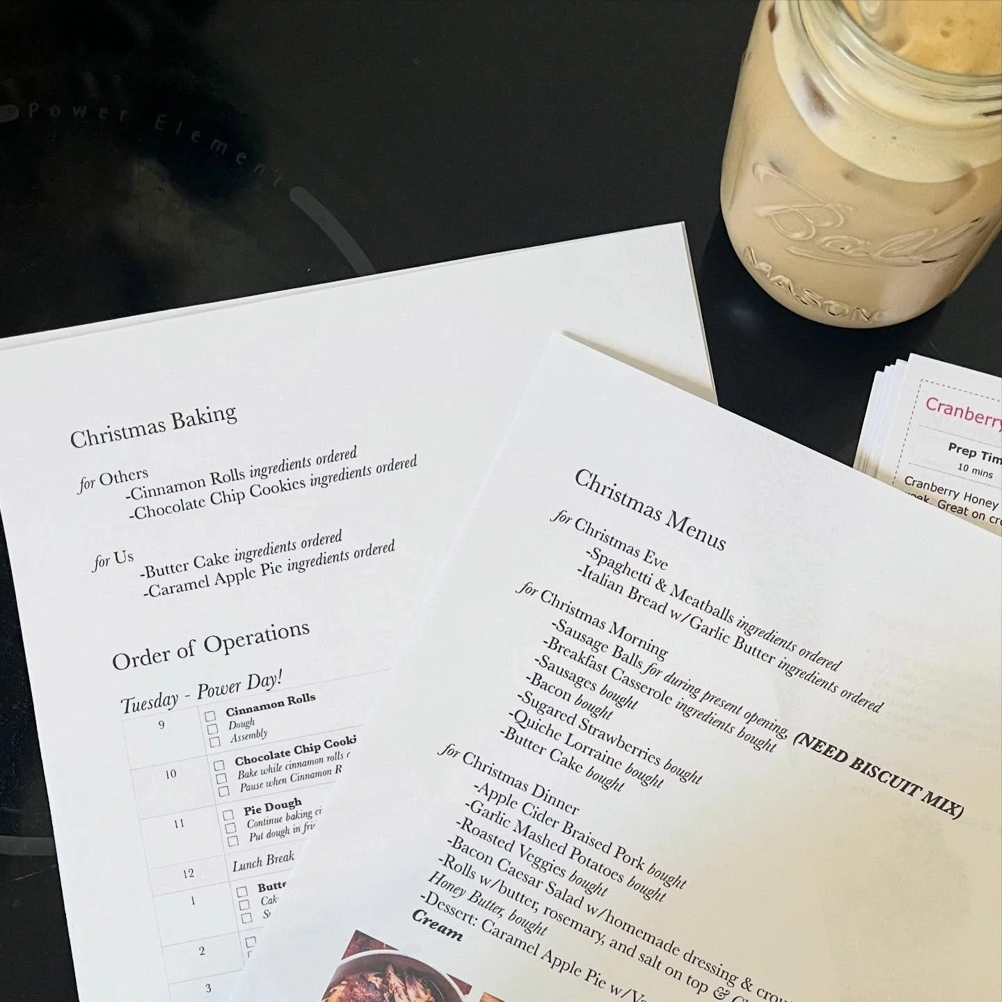 Here we go! Only 45 minutes late! 😅🎄