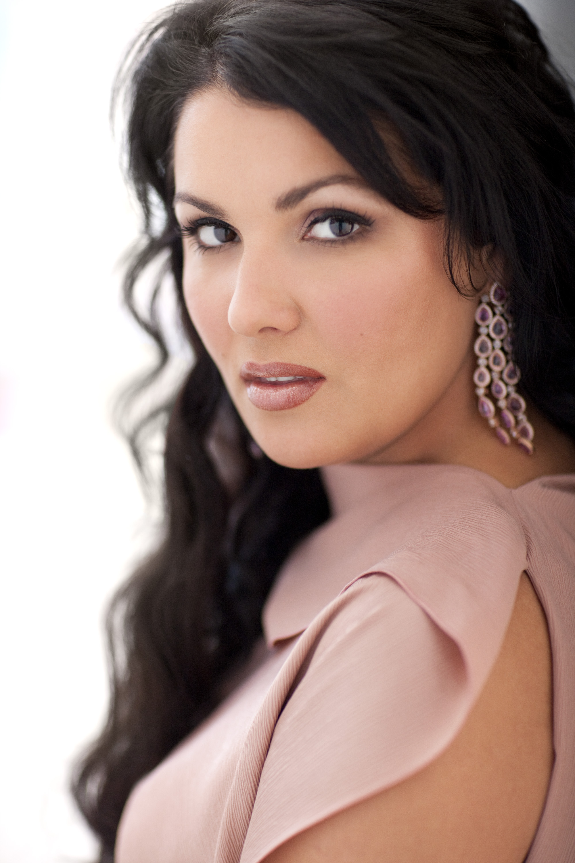   Anna Netrebko, Soprano  