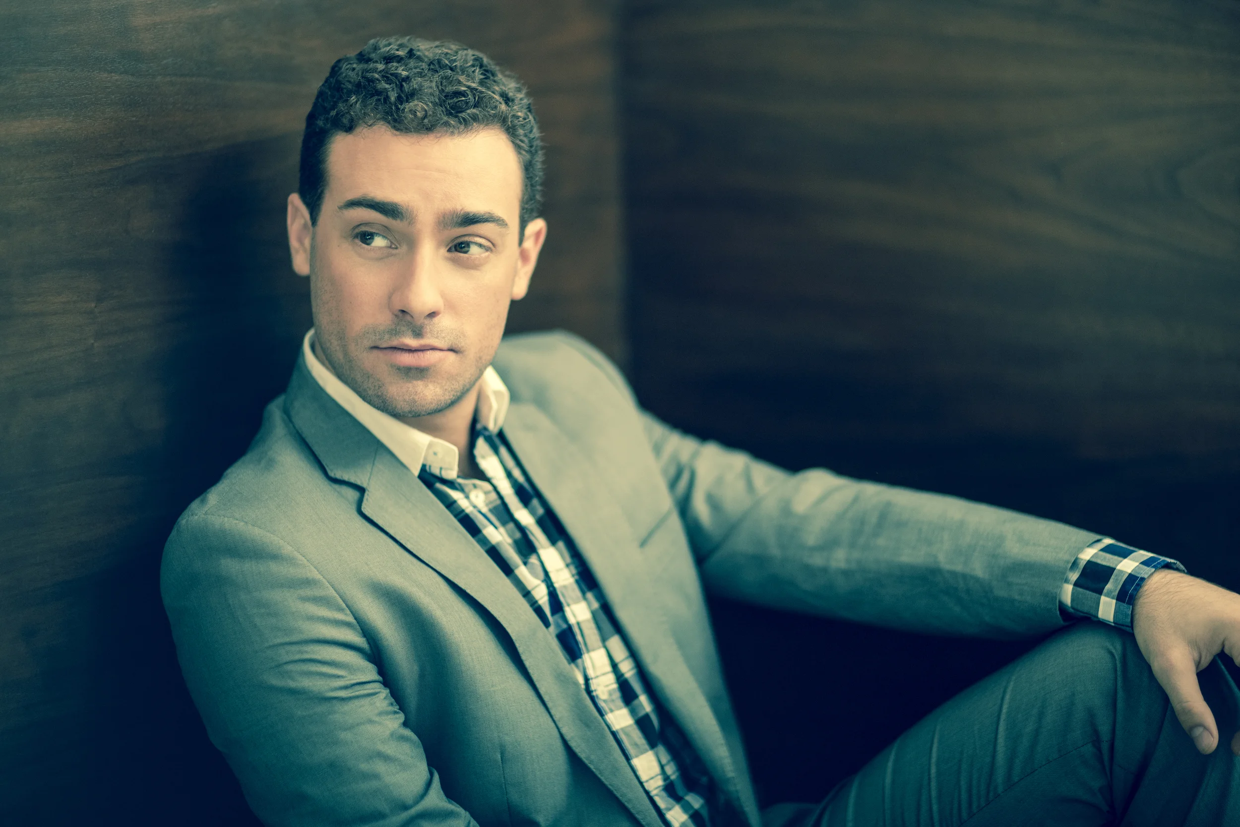 Christopher Tiesi, Tenor