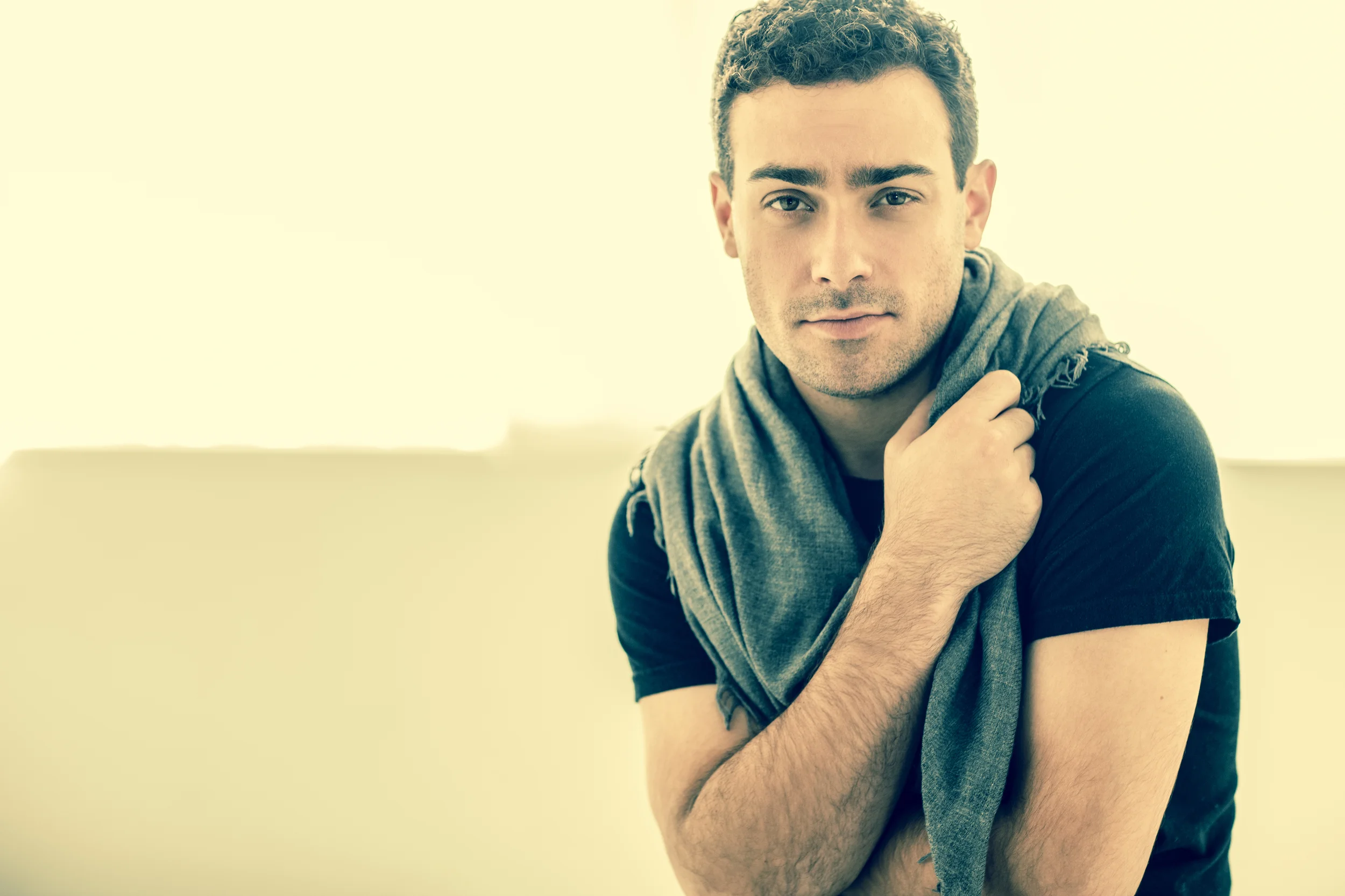 Christopher Tiesi, Tenor