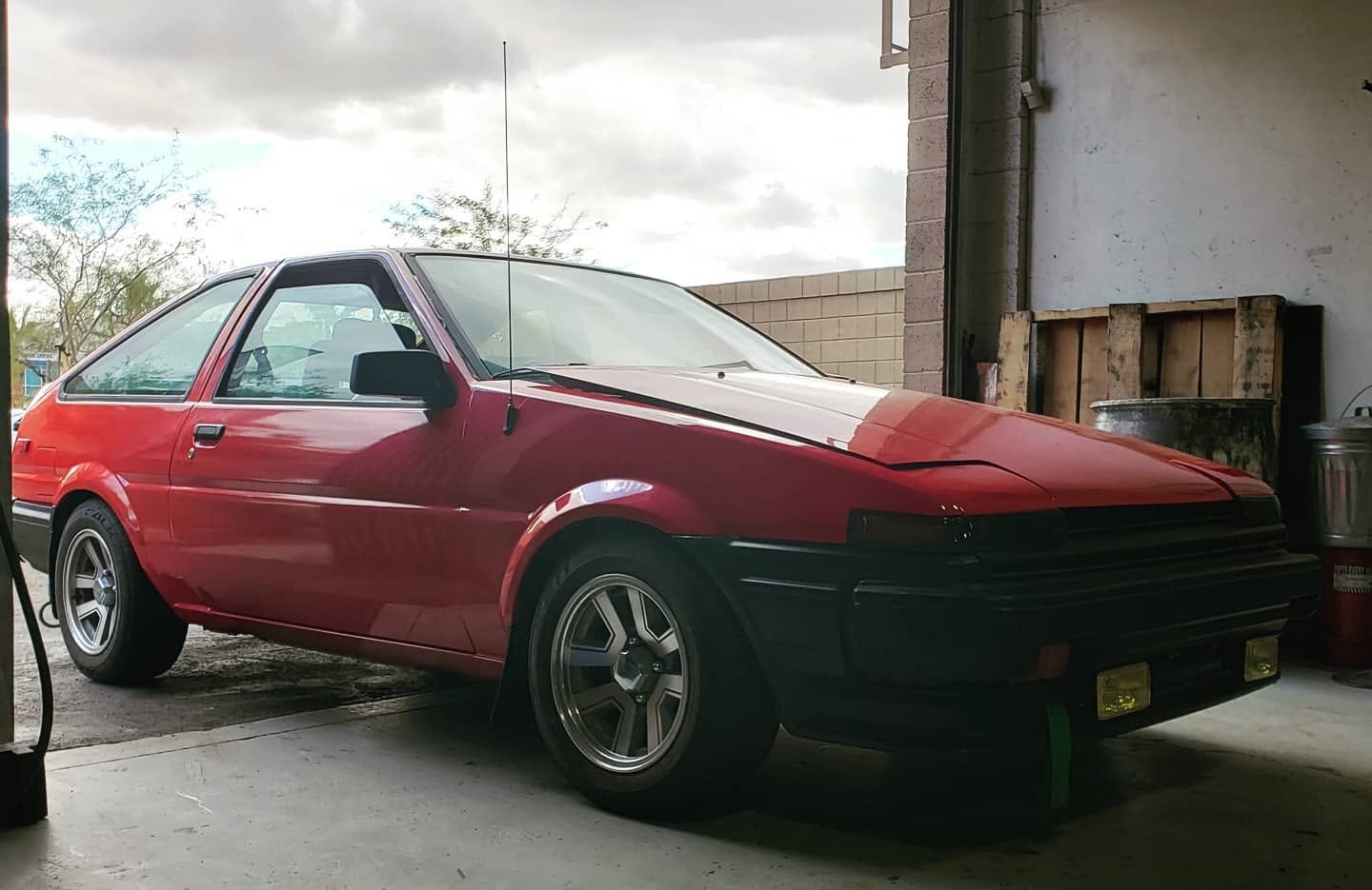 ae86 red.jpg