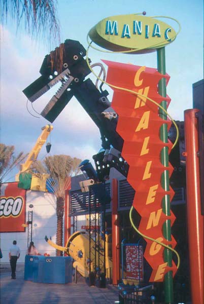 tenant_legoland_pole_sign.jpg