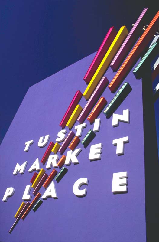 tenant_Tustin_market_place_pylon.jpg