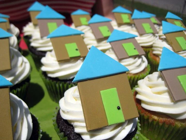 cupcakes_houses.jpg