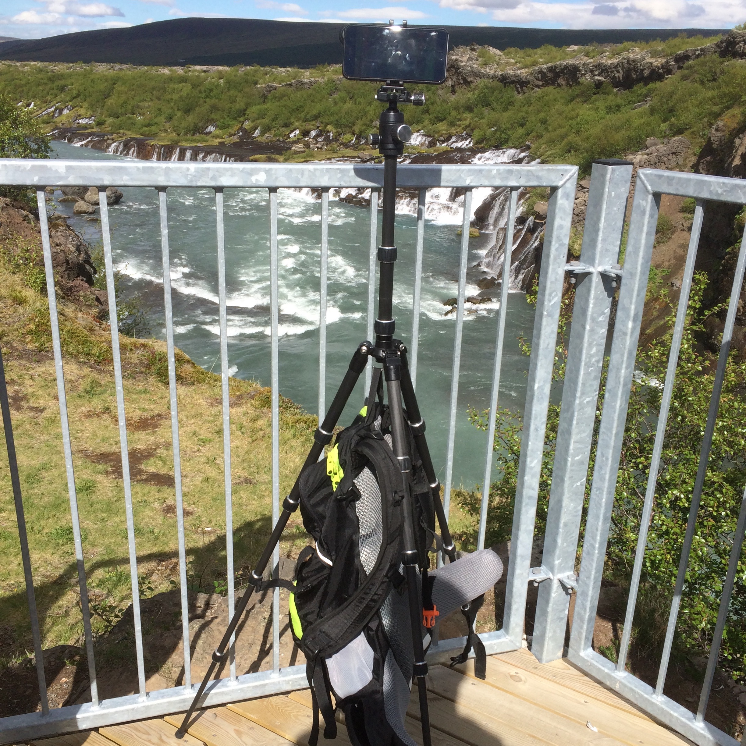 iphoneography-tripod-stabilized-with-backpack.jpg